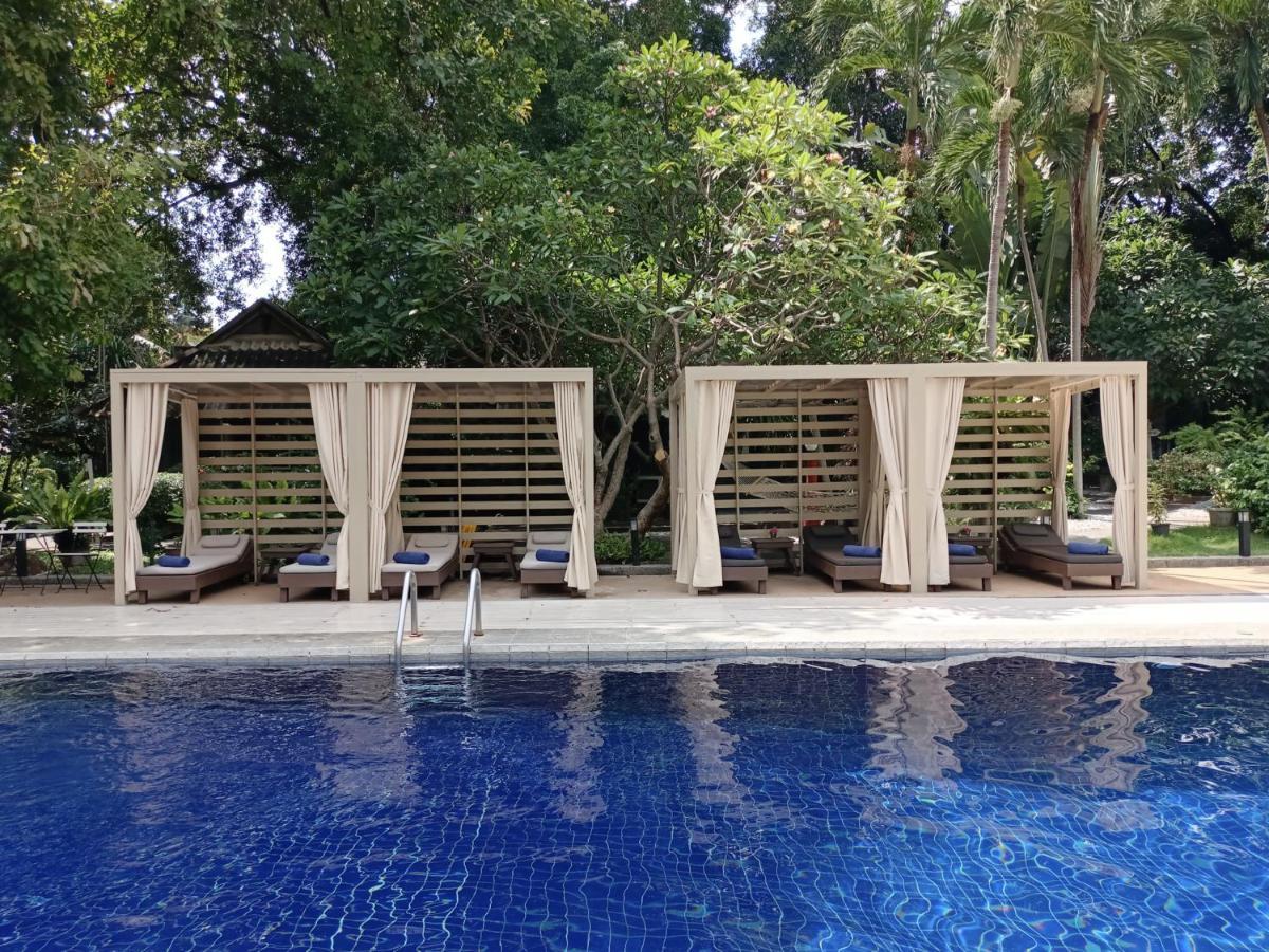 Let'S Hyde Pattaya Resort & Villas - Pool Cabanas Kültér fotó