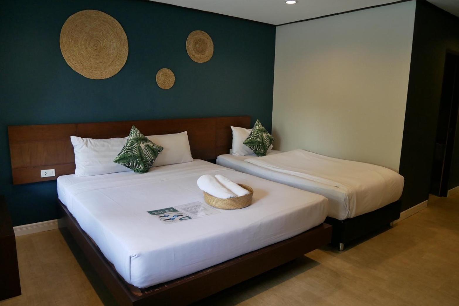 Let'S Hyde Pattaya Resort & Villas - Pool Cabanas Kültér fotó