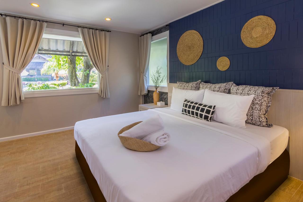 Let'S Hyde Pattaya Resort & Villas - Pool Cabanas Kültér fotó